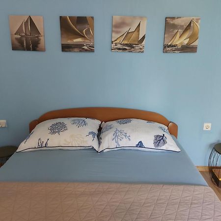 Apartment Tonci Rab Town Kültér fotó