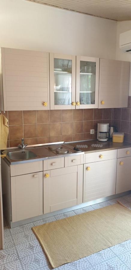 Apartment Tonci Rab Town Kültér fotó