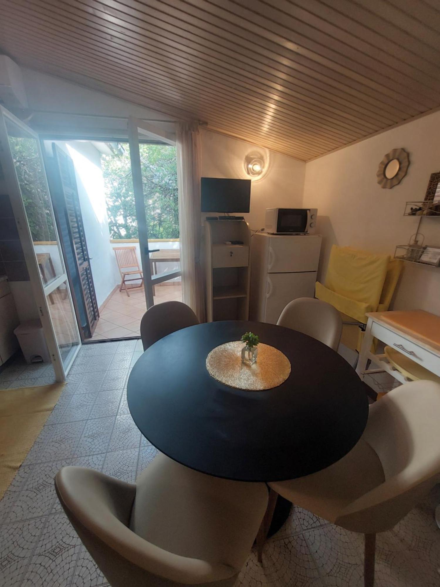 Apartment Tonci Rab Town Kültér fotó